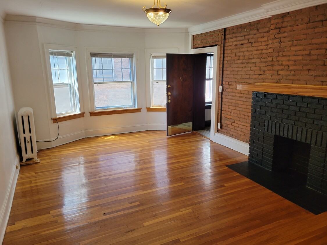 12485 Cedar RoadUnit 1 - Photo 5 of 5