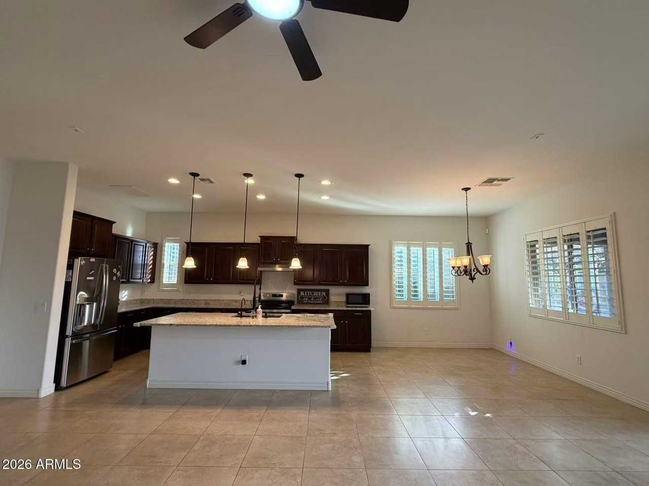 3191 E Beechnut Pl - Photo 7 of 37