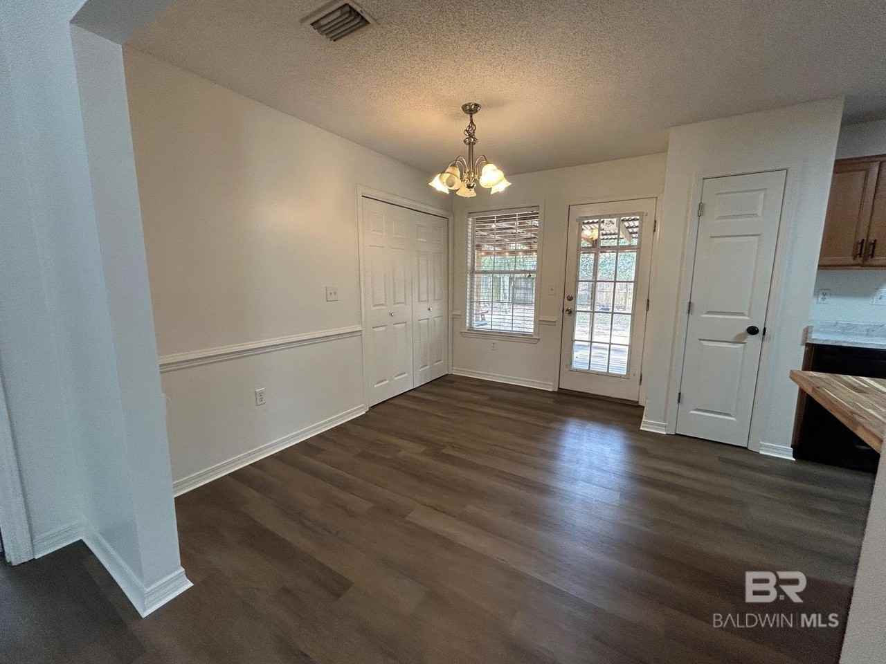 112 Cluster Oaks Ct - Photo 6 of 41