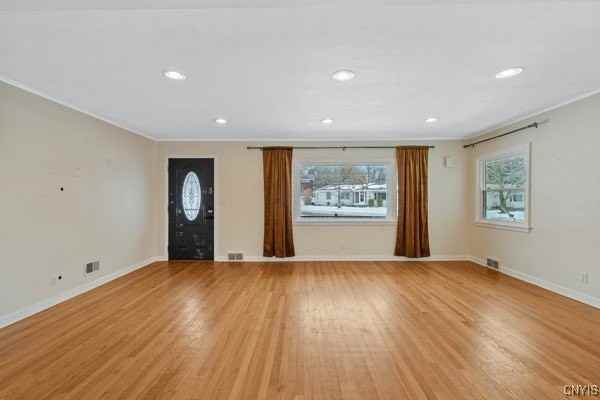 25 Franklin Ave - Photo 5 of 21