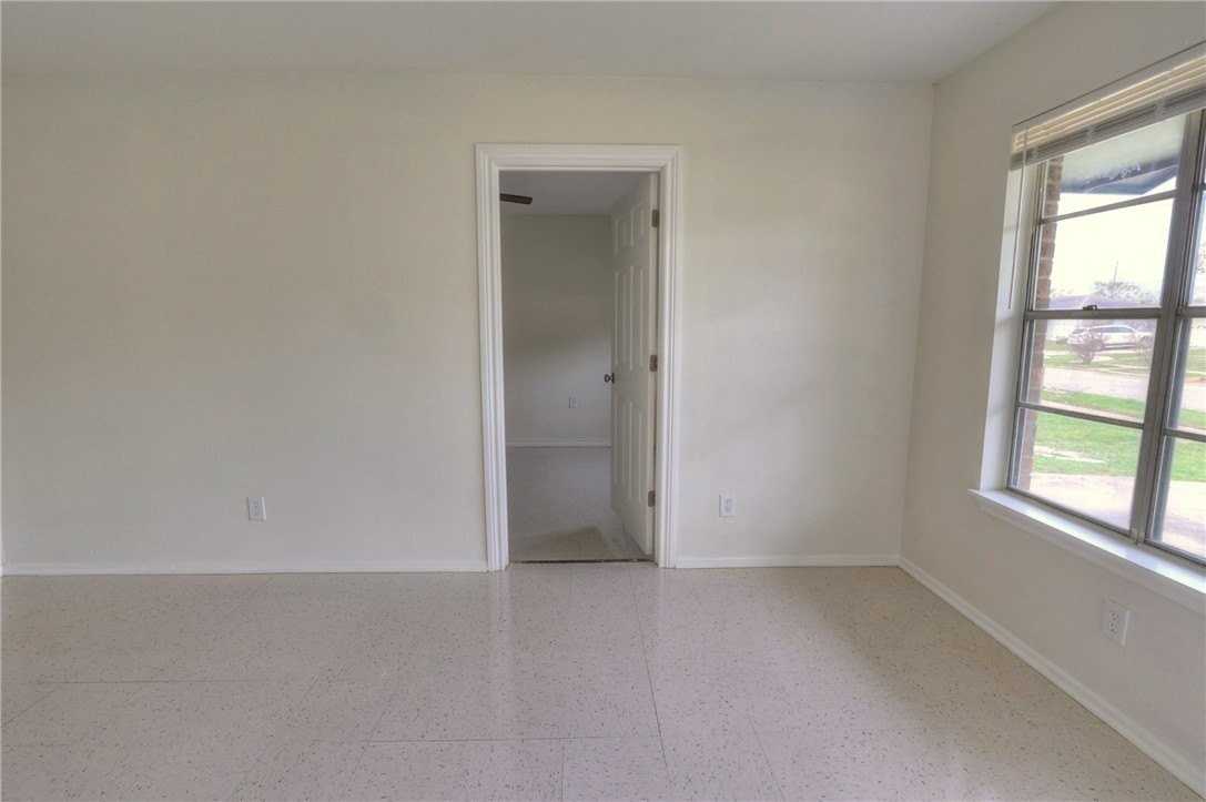 6321 Beechwood Dr - Photo 4 of 24