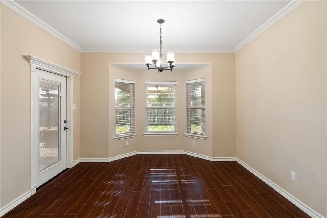 2729 Gold Rush Ln - Photo 3 of 15