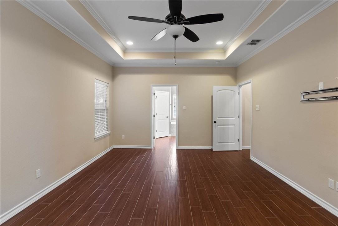 2729 Gold Rush Ln - Photo 7 of 15