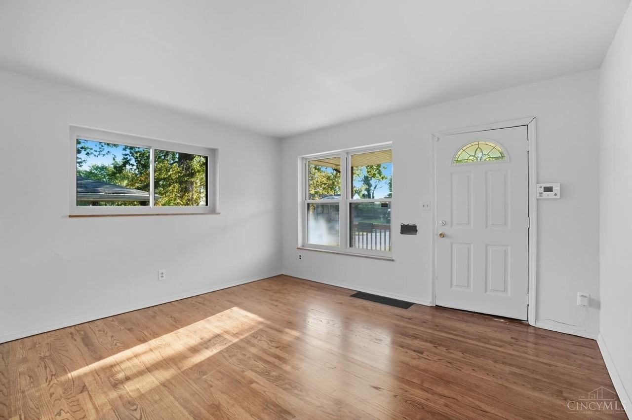 1979 Faywood Dr - Photo 6 of 29