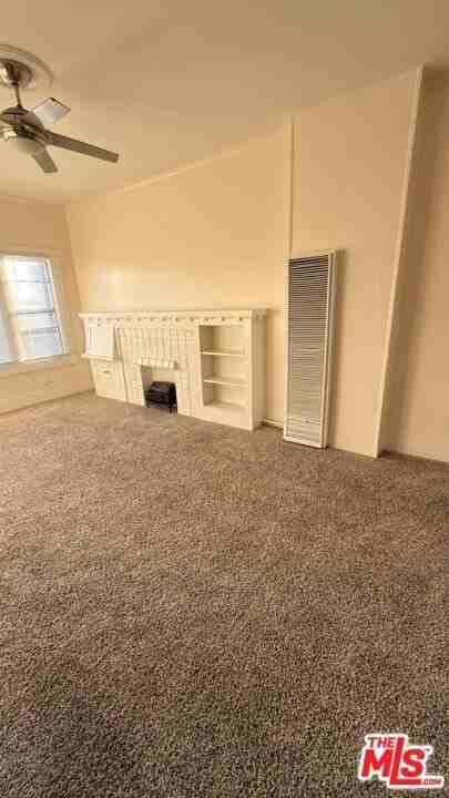 1510 E Broadway Apt 6 #6 - Photo 3 of 20