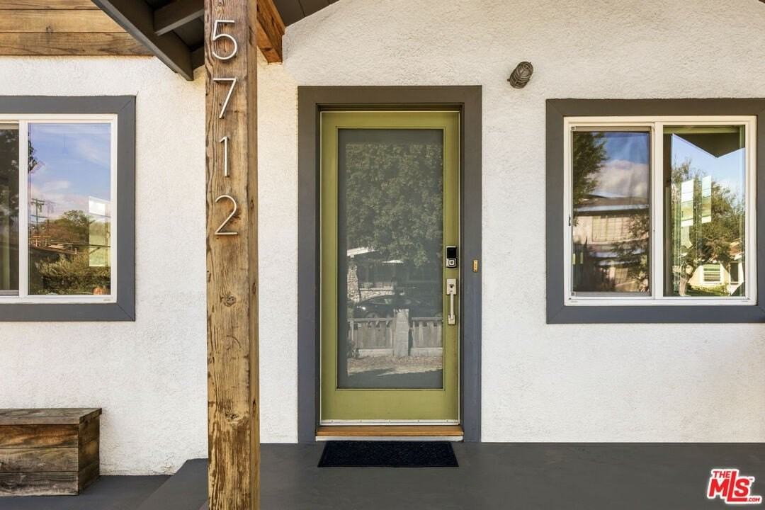 5712 Buchanan St - Photo 2 of 28