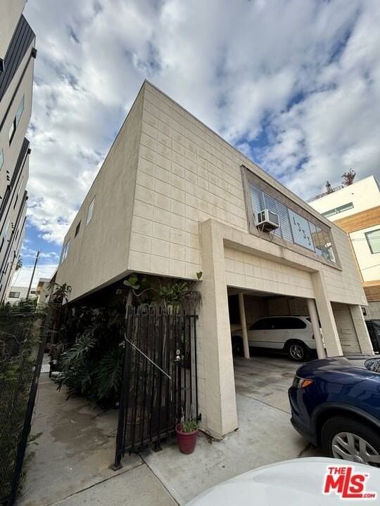 1333 N Fuller Ave Apt 7 #7 - Photo 5 of 18