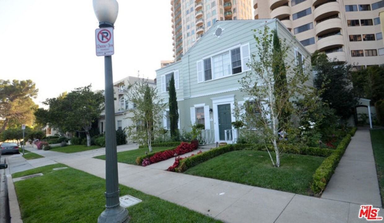 10559 1/2 Ashton Ave - Photo 2 of 22