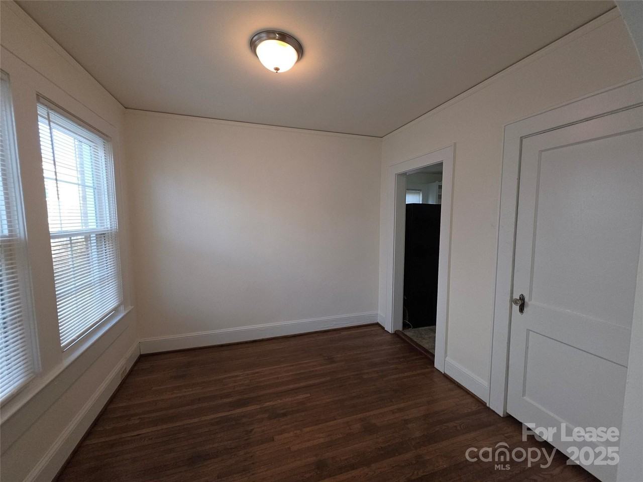2409 Commonwealth Ave - Photo 6 of 22
