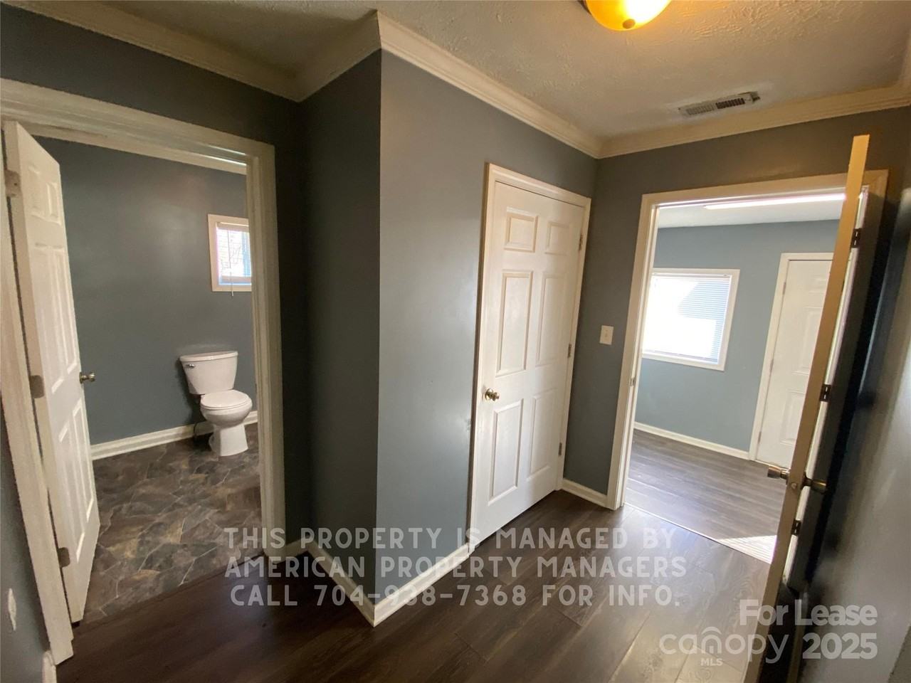 303 Southern Es St - Photo 4 of 12