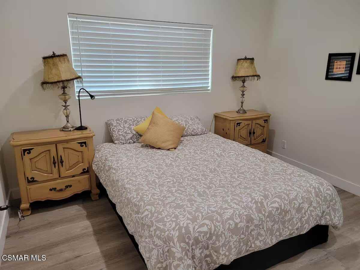 18029 Bullock St - Photo 4 of 12