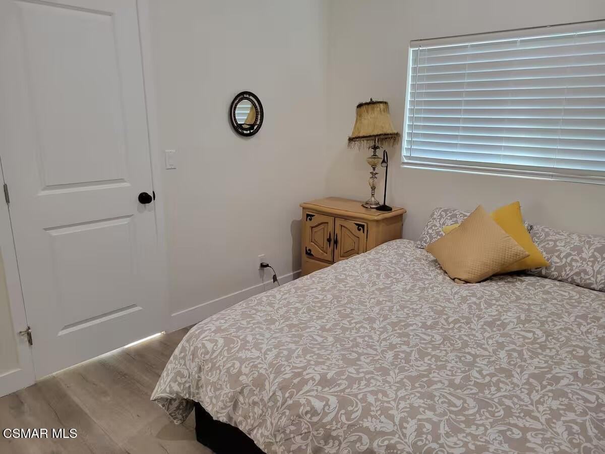 18029 Bullock St - Photo 5 of 12