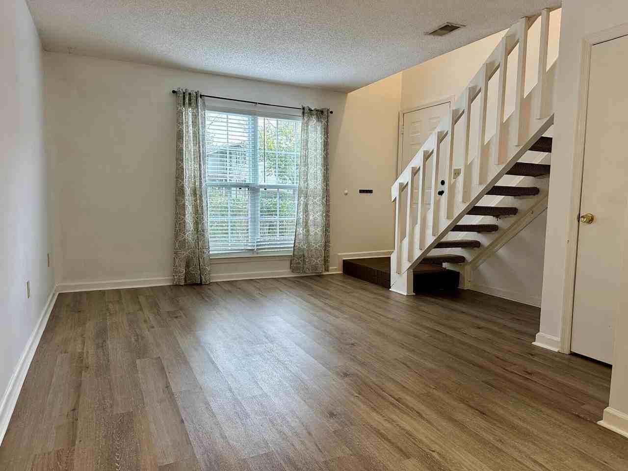 2494 Etiwan Ave Apt B9 #B9 - Photo 4 of 18