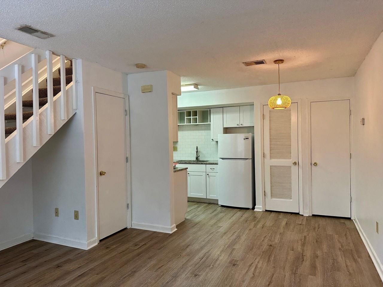 2494 Etiwan Ave Apt B9 #B9 - Photo 7 of 18