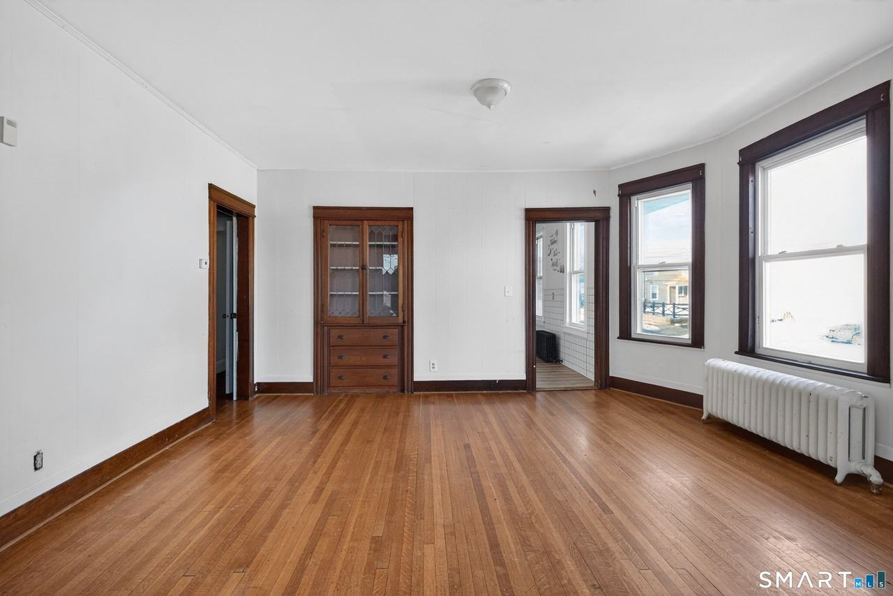 361 Ridgefield Ave #2 - Photo 3 of 3