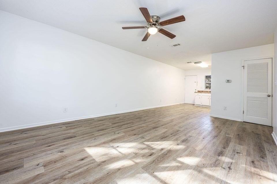 1013 Holton Ave Apt 3 #3 - Photo 4 of 17