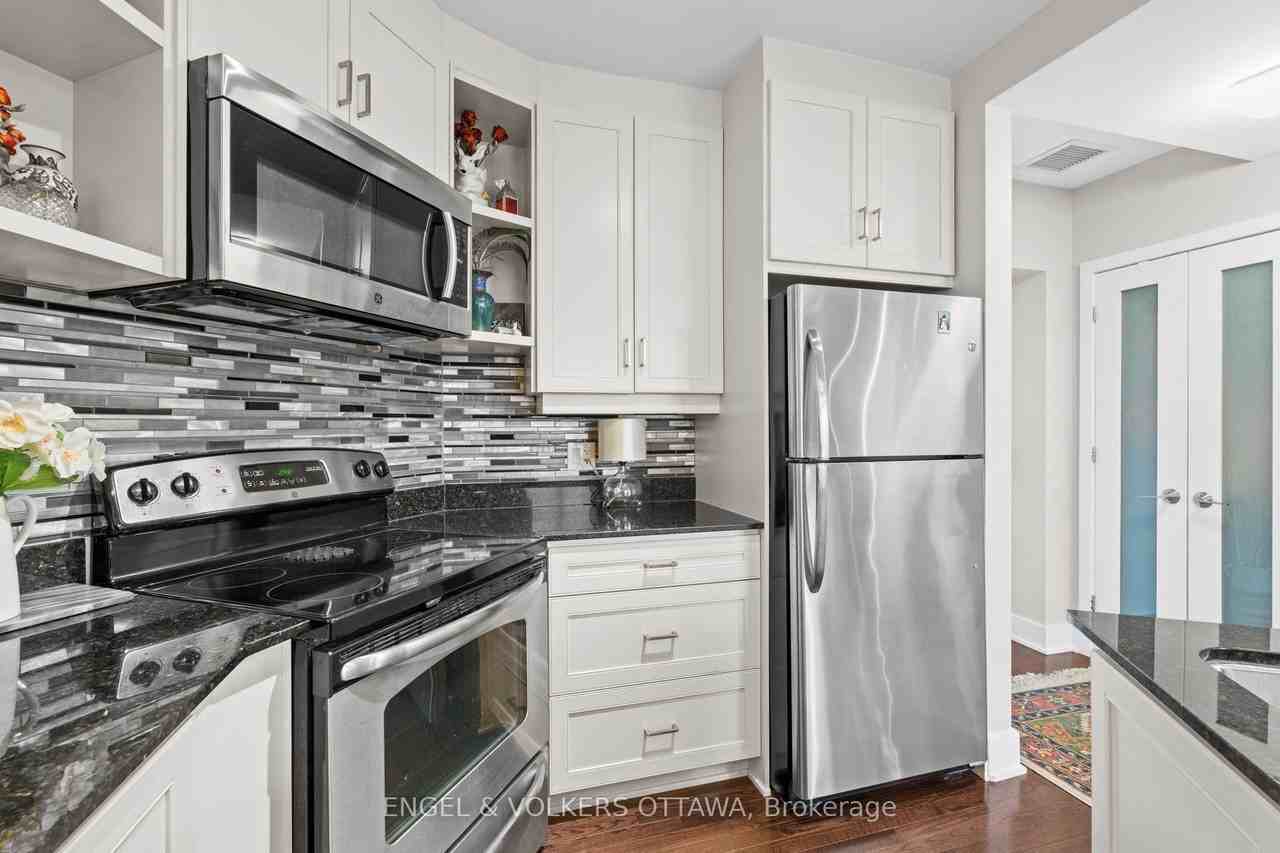 75 Apartment Building - Photo 7 of 28