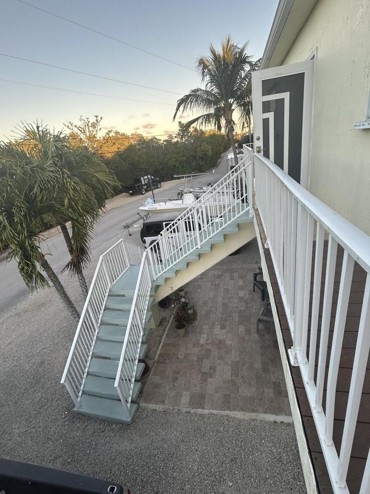 22 Mangrove Ln - Photo 2 of 12