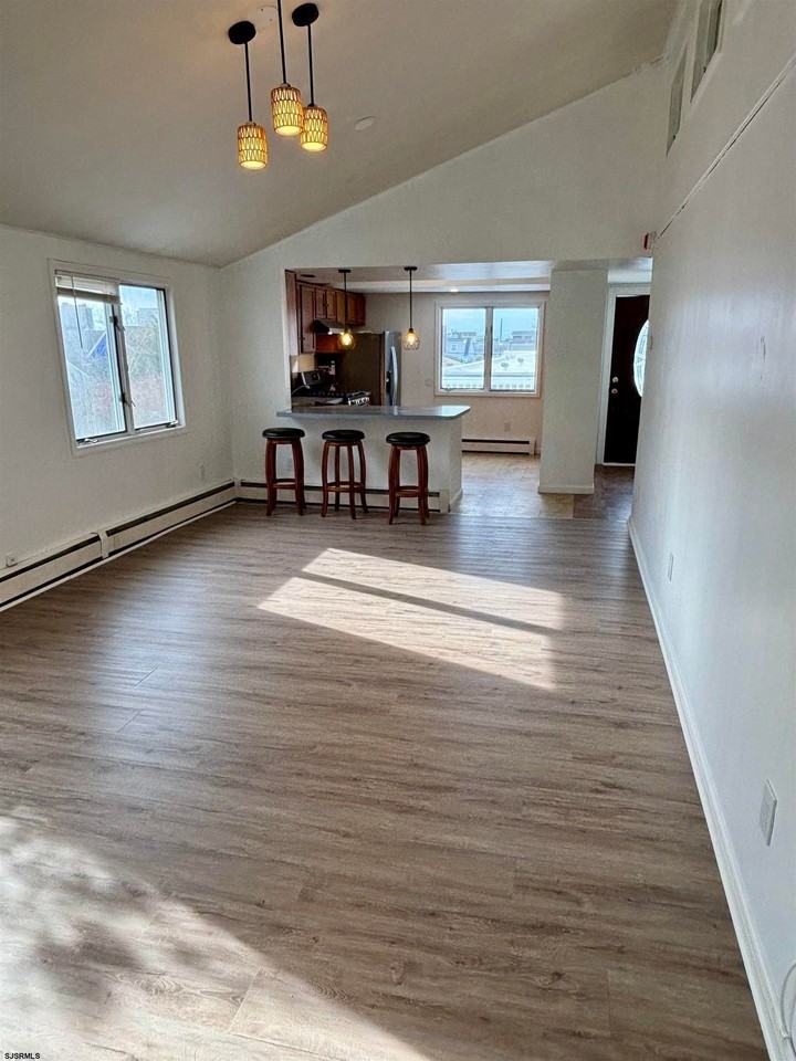 338 N Harrisburg Ave #2ndFL - Photo 3 of 17