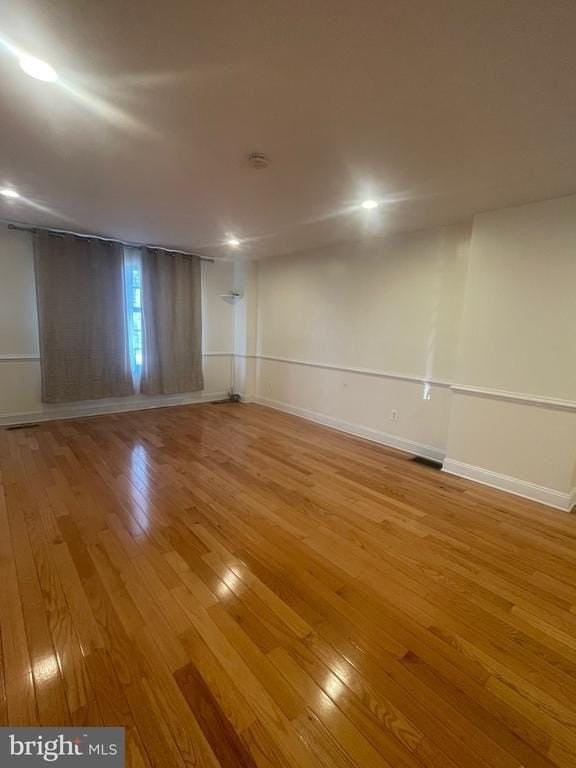 7814 Saturn Pl - Photo 3 of 44