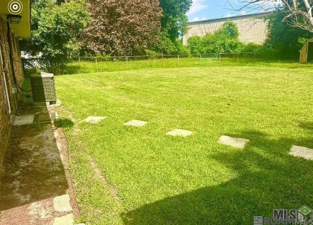 10689 Rhus Fringe Dr - Photo 2 of 12