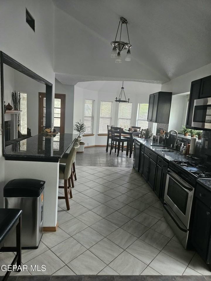 5936 Oleaster Dr - Photo 7 of 21