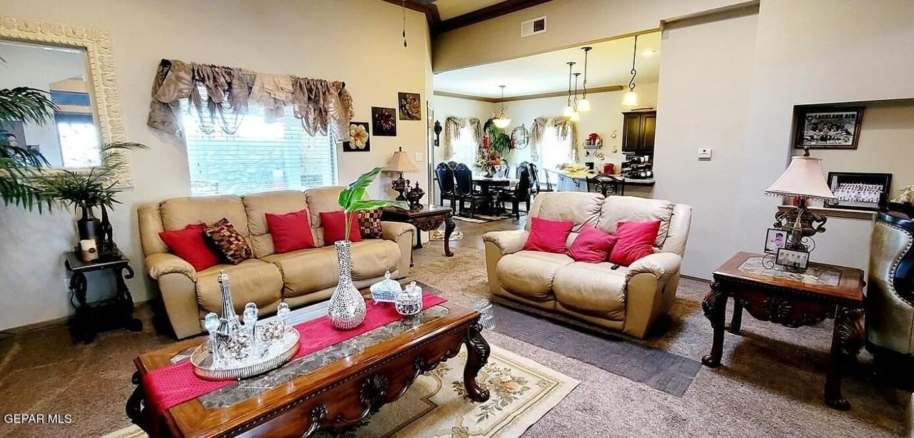 13212 Emerald Hills St - Photo 6 of 34