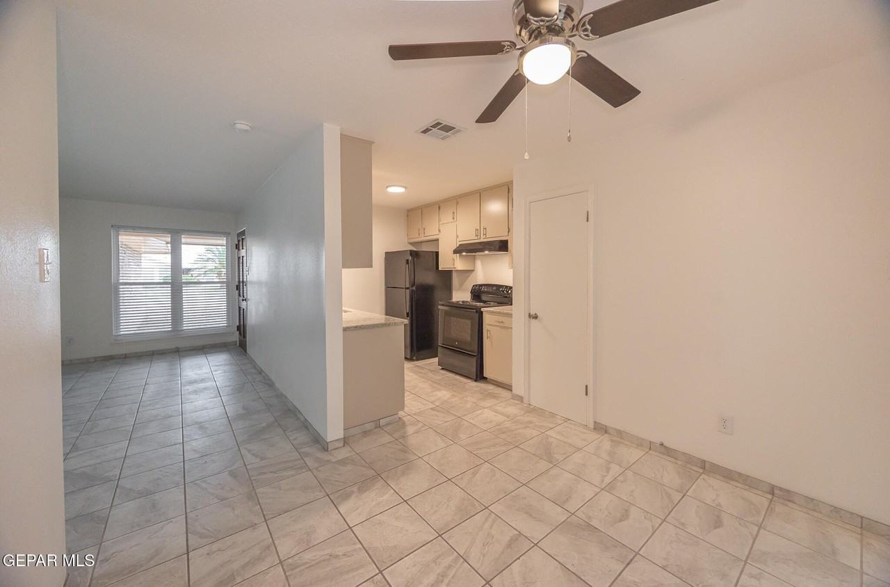 8307 Mettler Dr - Photo 6 of 16