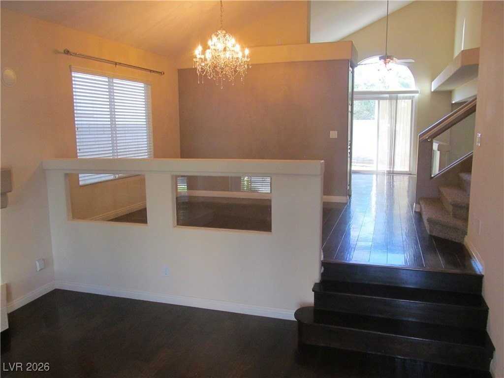 10625 Wildhurst St - Photo 5 of 34