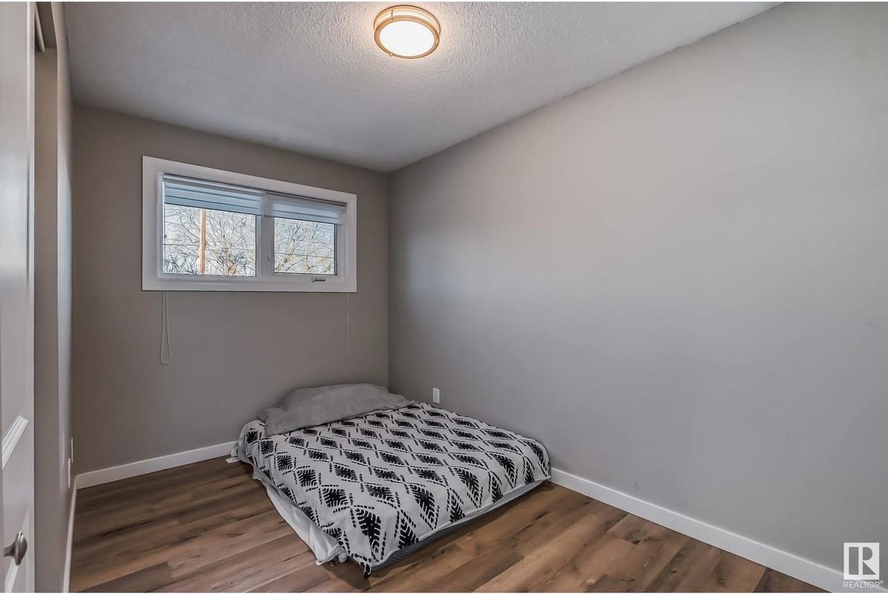 6124 137 Ave Nw #MAIN - Photo 5 of 11