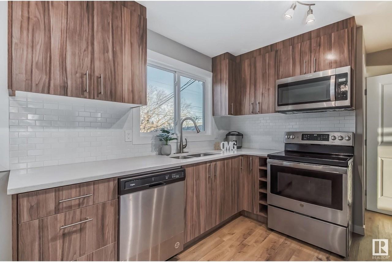 6124 137 Ave Nw #MAIN - Photo 7 of 11