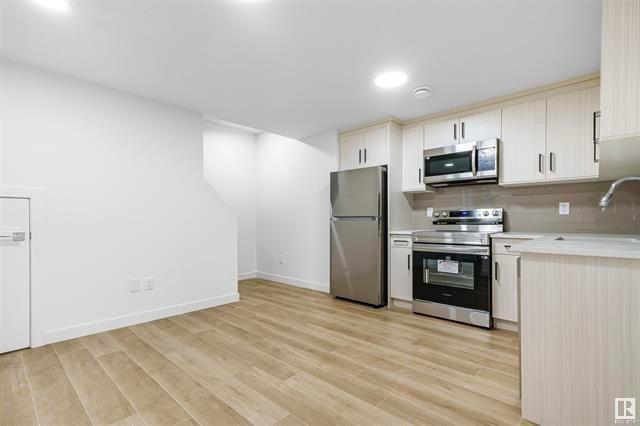 3610 42 AveBsmt #BS - Photo 2 of 13