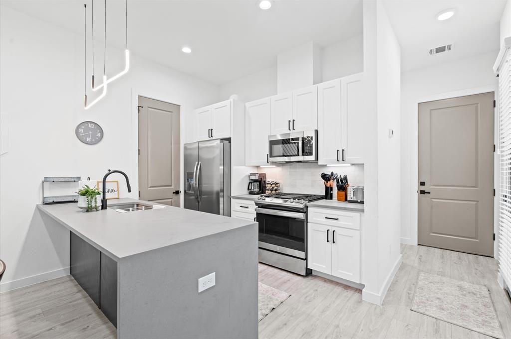 6825 Cadillac St Houston TX 77021-2413 #NONE - Photo 4 of 11