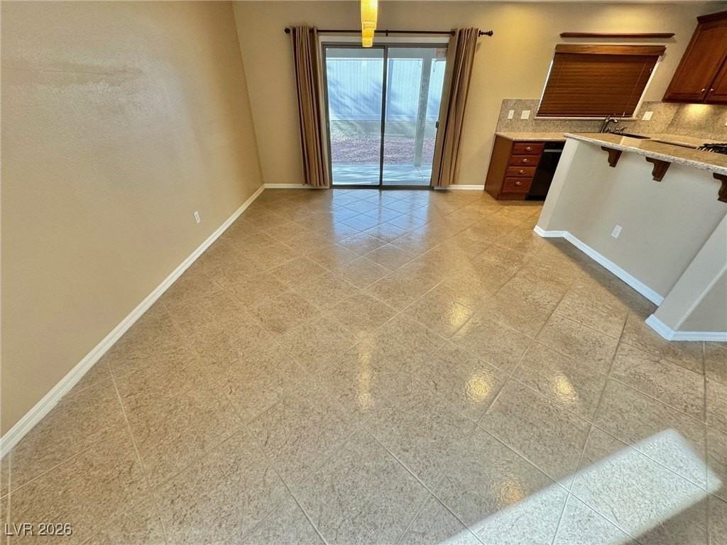 5805 Hawkeye Bell St - Photo 3 of 29