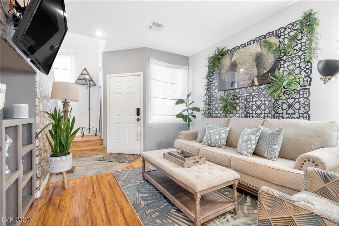 7551 Garden Village Ln - Photo 4 of 30