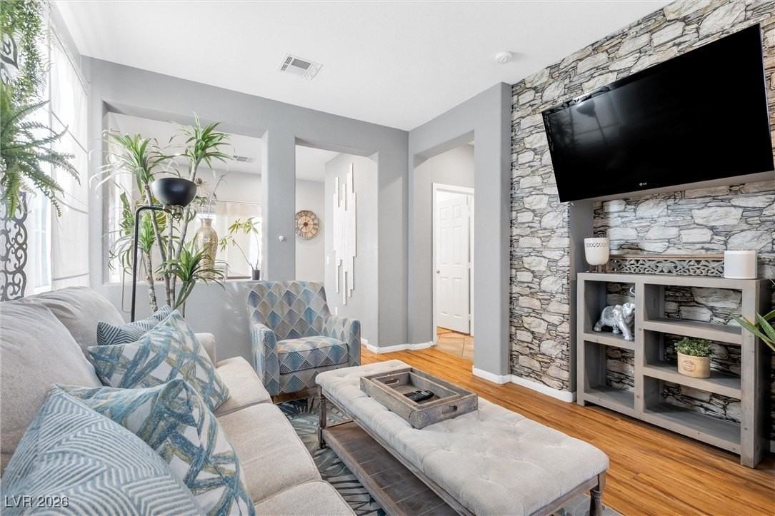 7551 Garden Village Ln - Photo 7 of 30