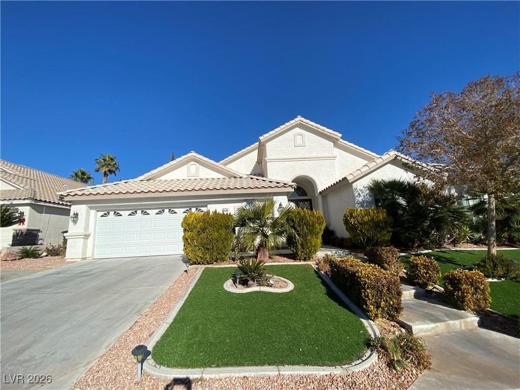 9732 Saint Claude Ave - Photo 2 of 35