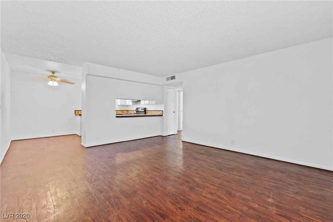 24 Rose Cir #B - Photo 3 of 14