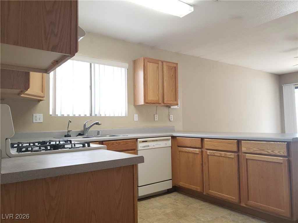 10188 Arlington Abby St - Photo 7 of 26