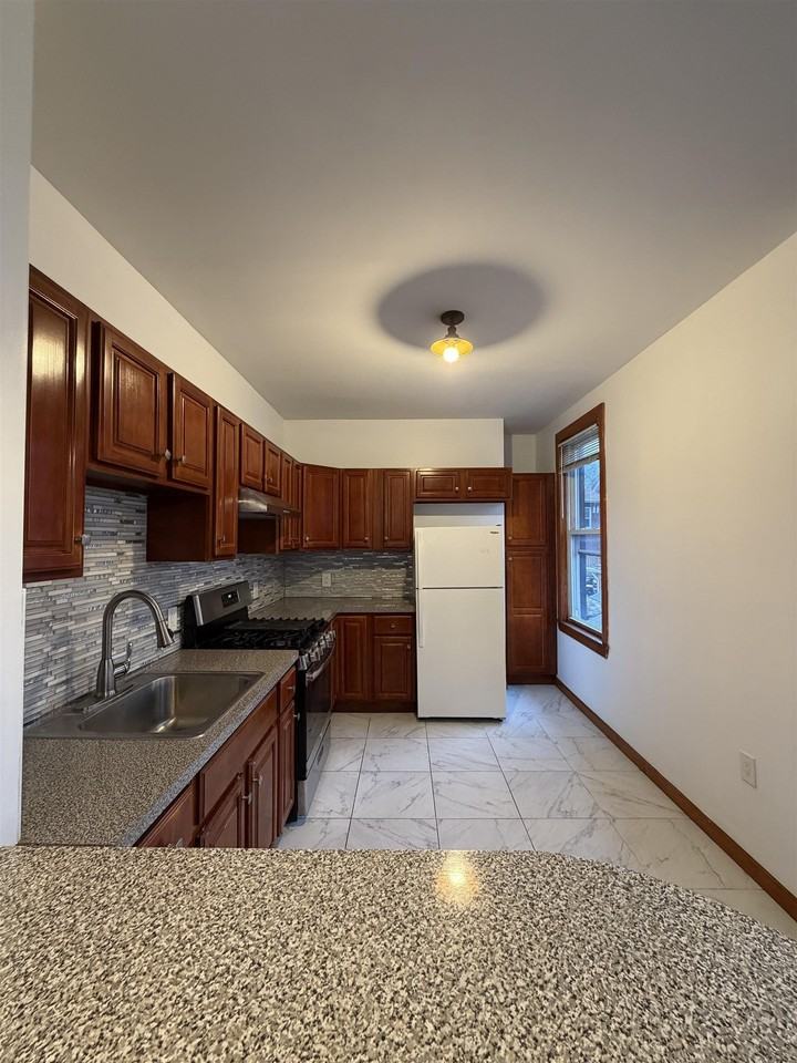 222 78th St - Photo 5 of 6