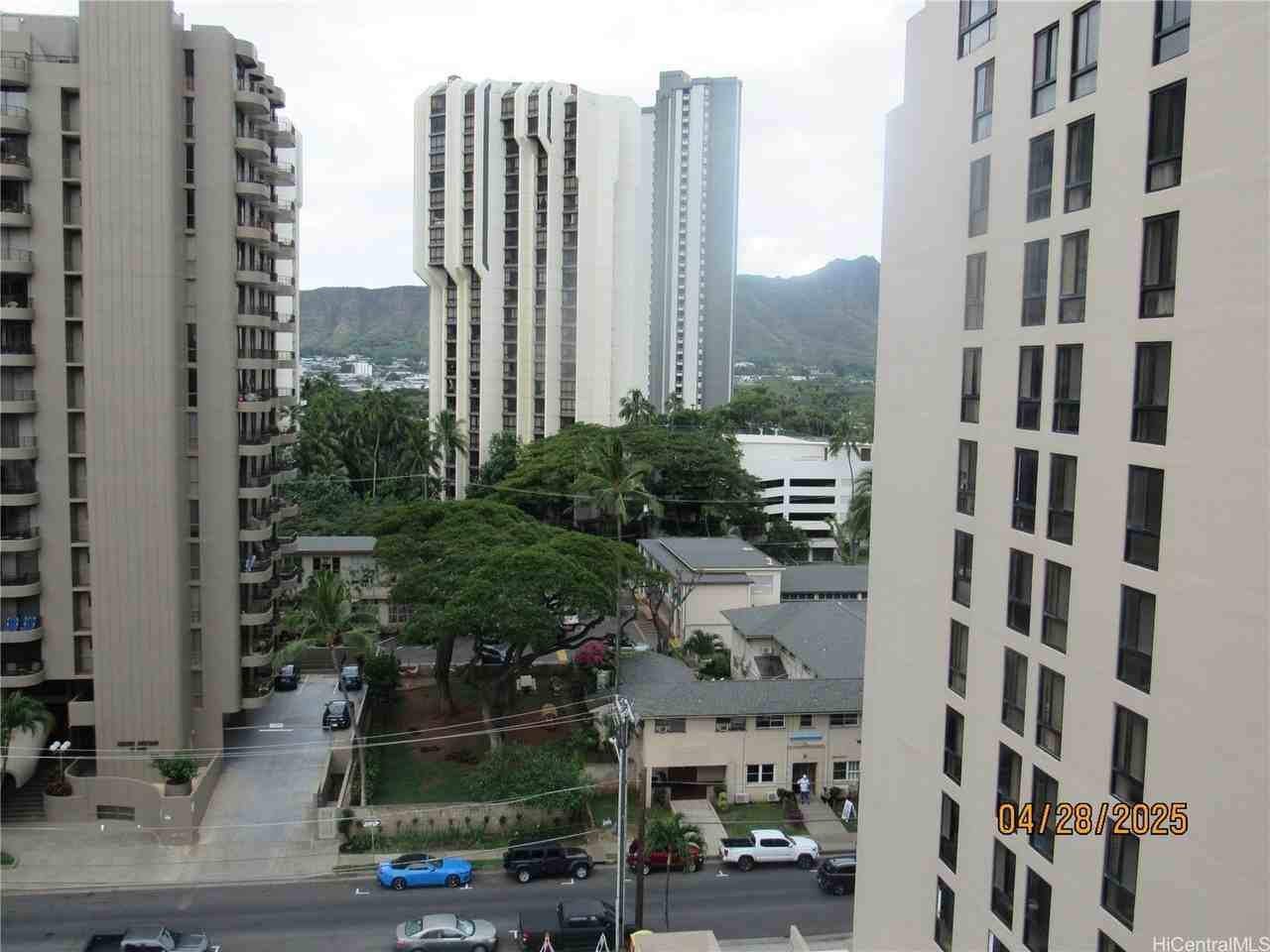 303 Liliuokalani Ave Apt 1004 #1004 - Photo 2 of 15
