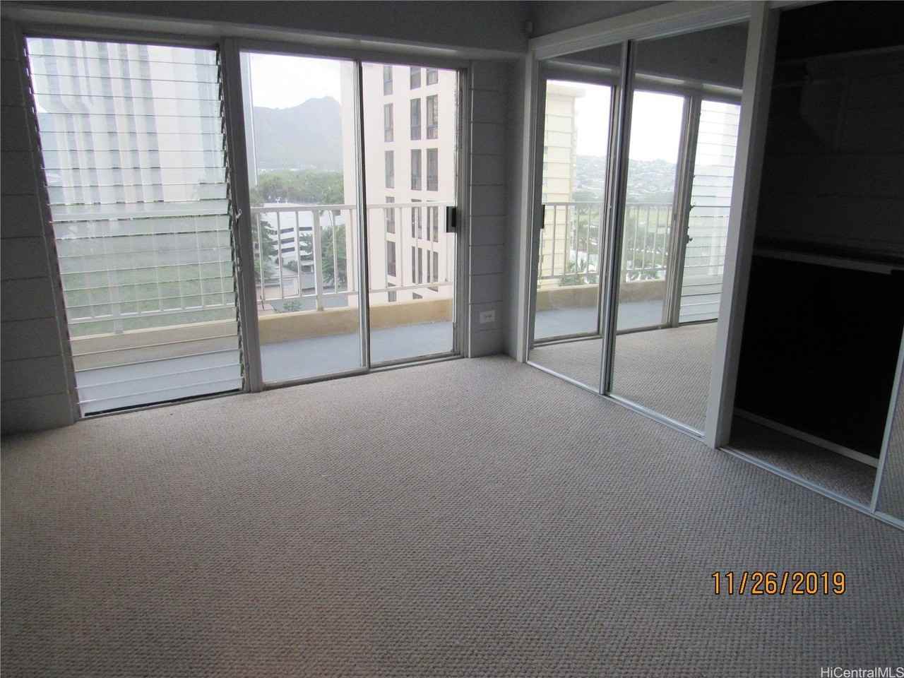 303 Liliuokalani Ave Apt 1004 #1004 - Photo 5 of 15