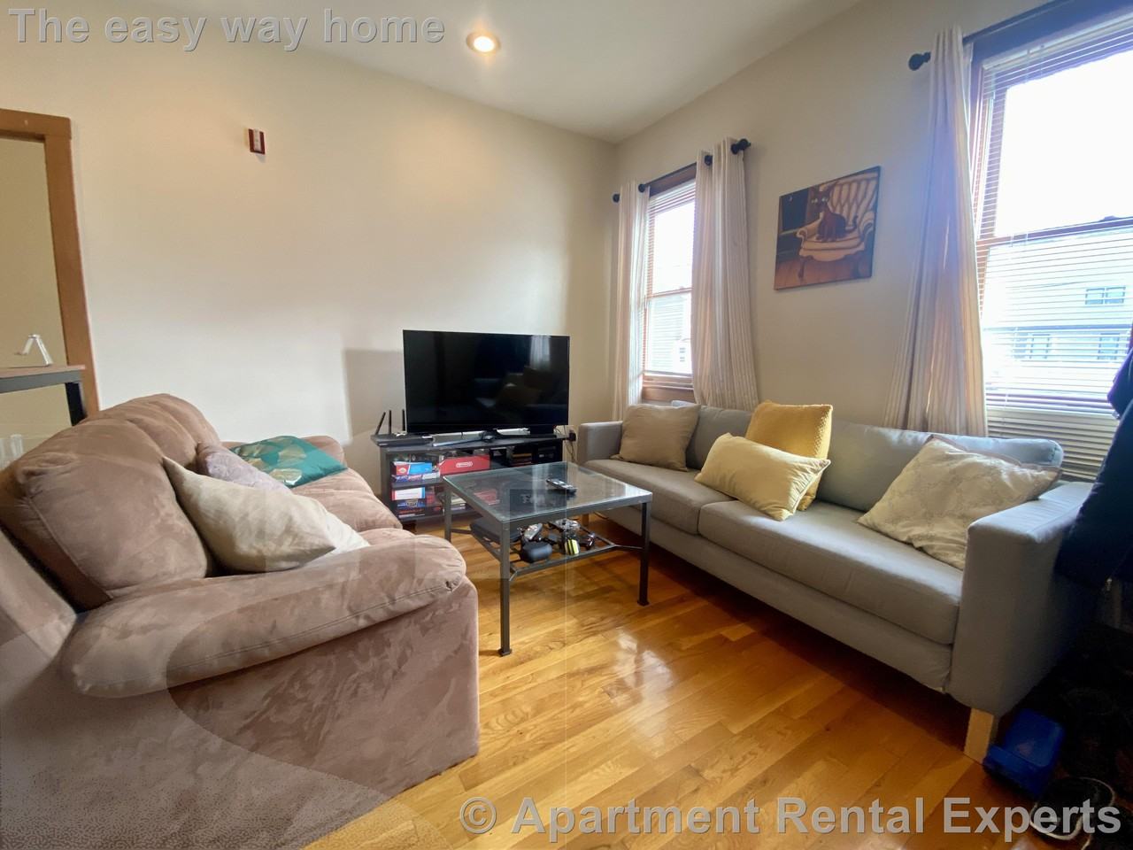 349 Columbia St #2 - Photo 2 of 20