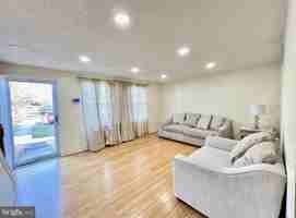 featured image of 8679 Hickory Ridge Ct