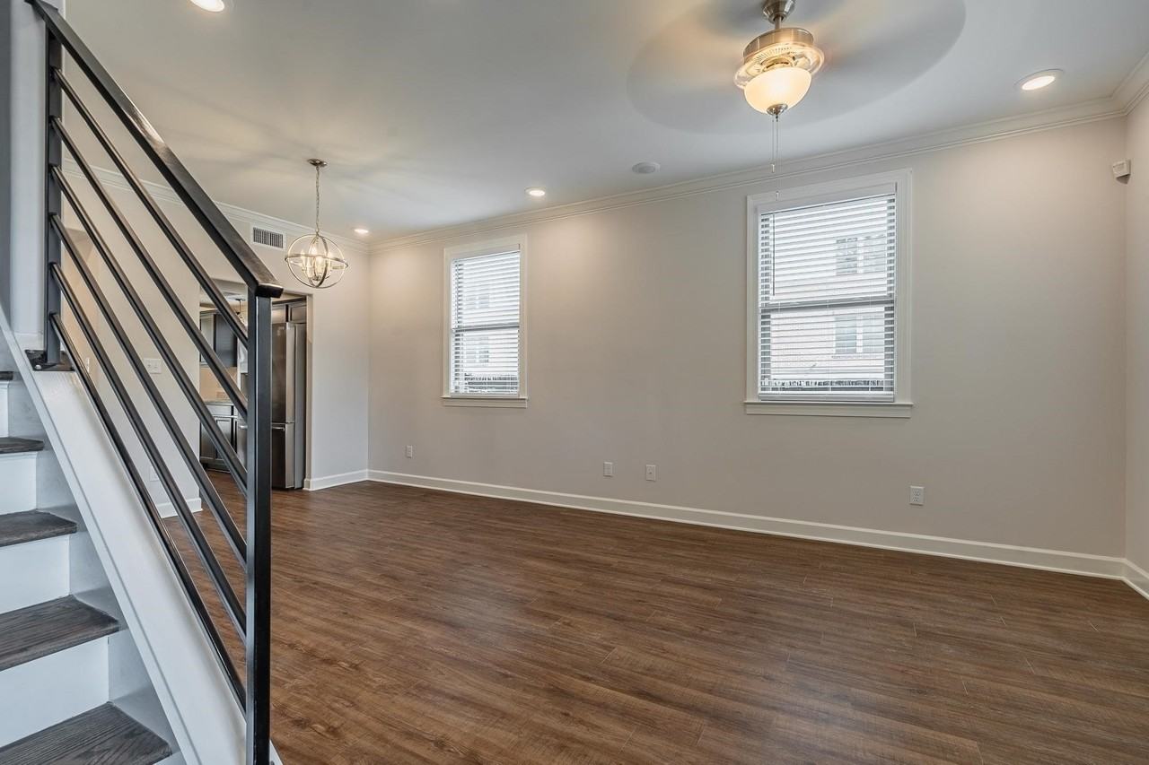 155 N Rembert St - Photo 2 of 16