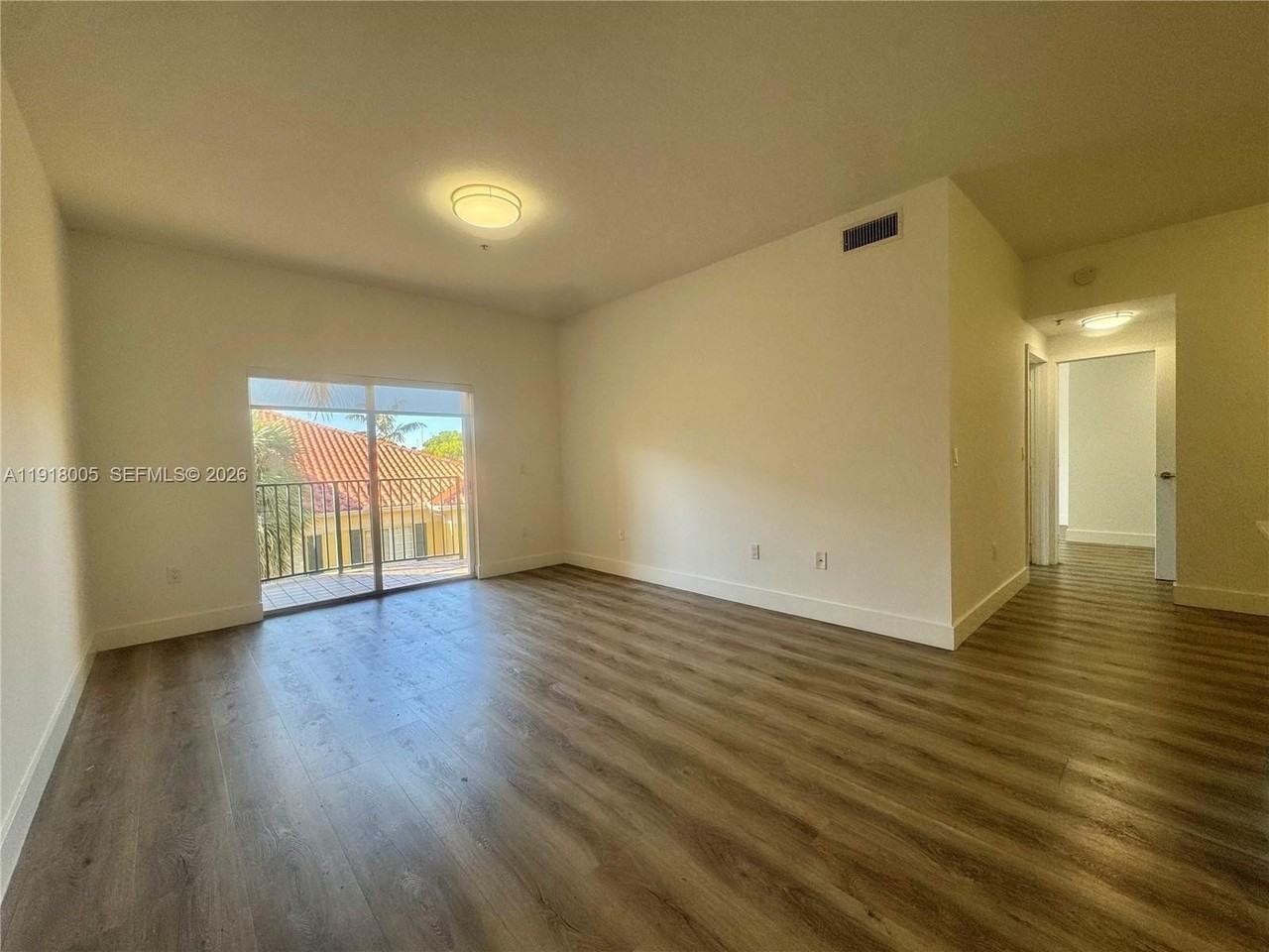 7300 Nw 114th Ave #306-6 - Photo 7 of 23