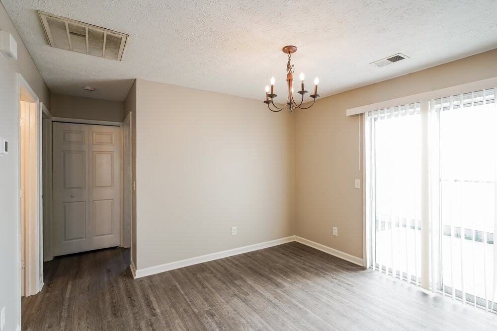 2633 River Meade Way - Photo 5 of 16