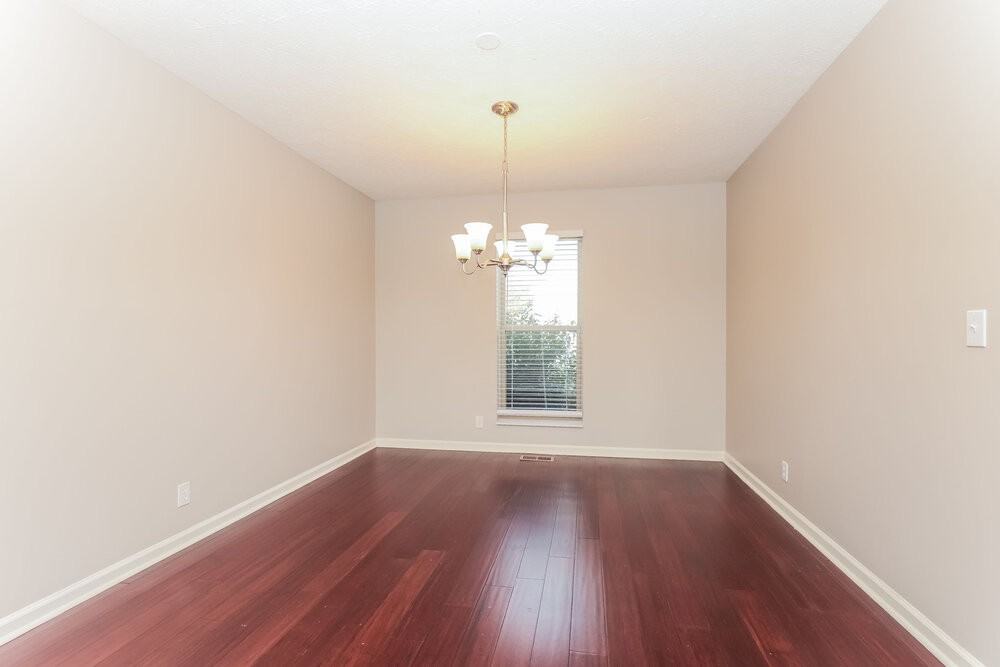 3708 Seasons Dr - Photo 6 of 17