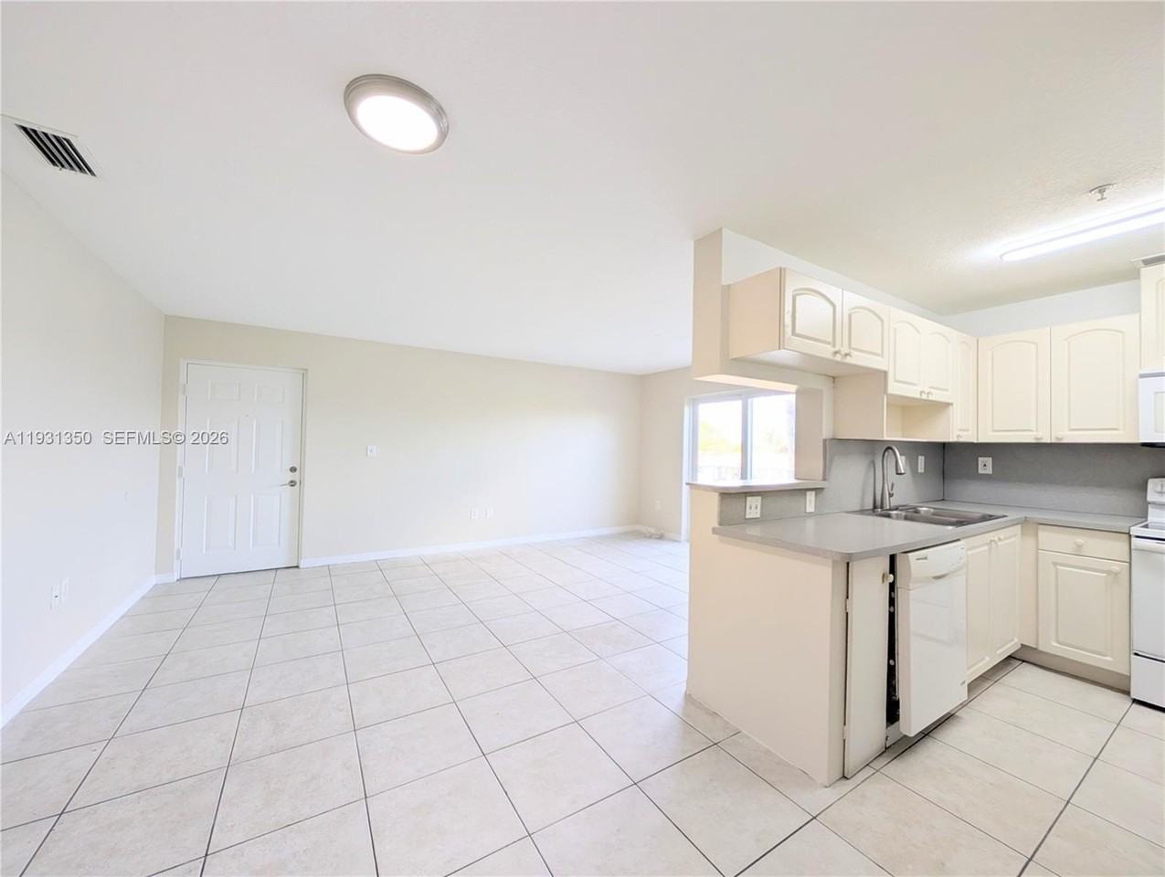 3201 W Flagler St #209 - Photo 4 of 15