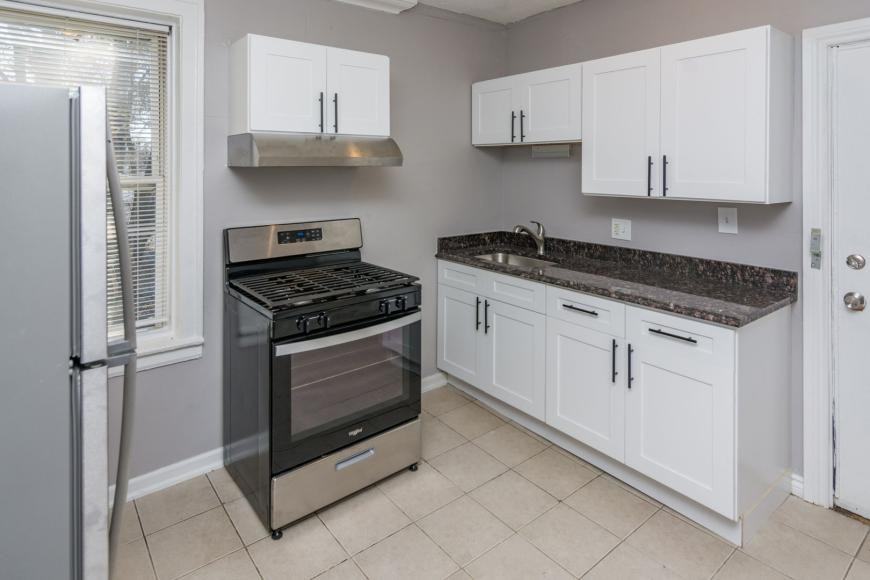 1125 E 81st St - Photo 5 of 10